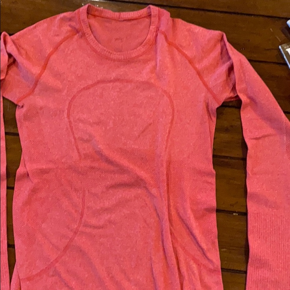 Lululemon swiftly tech long sleeve shirt
